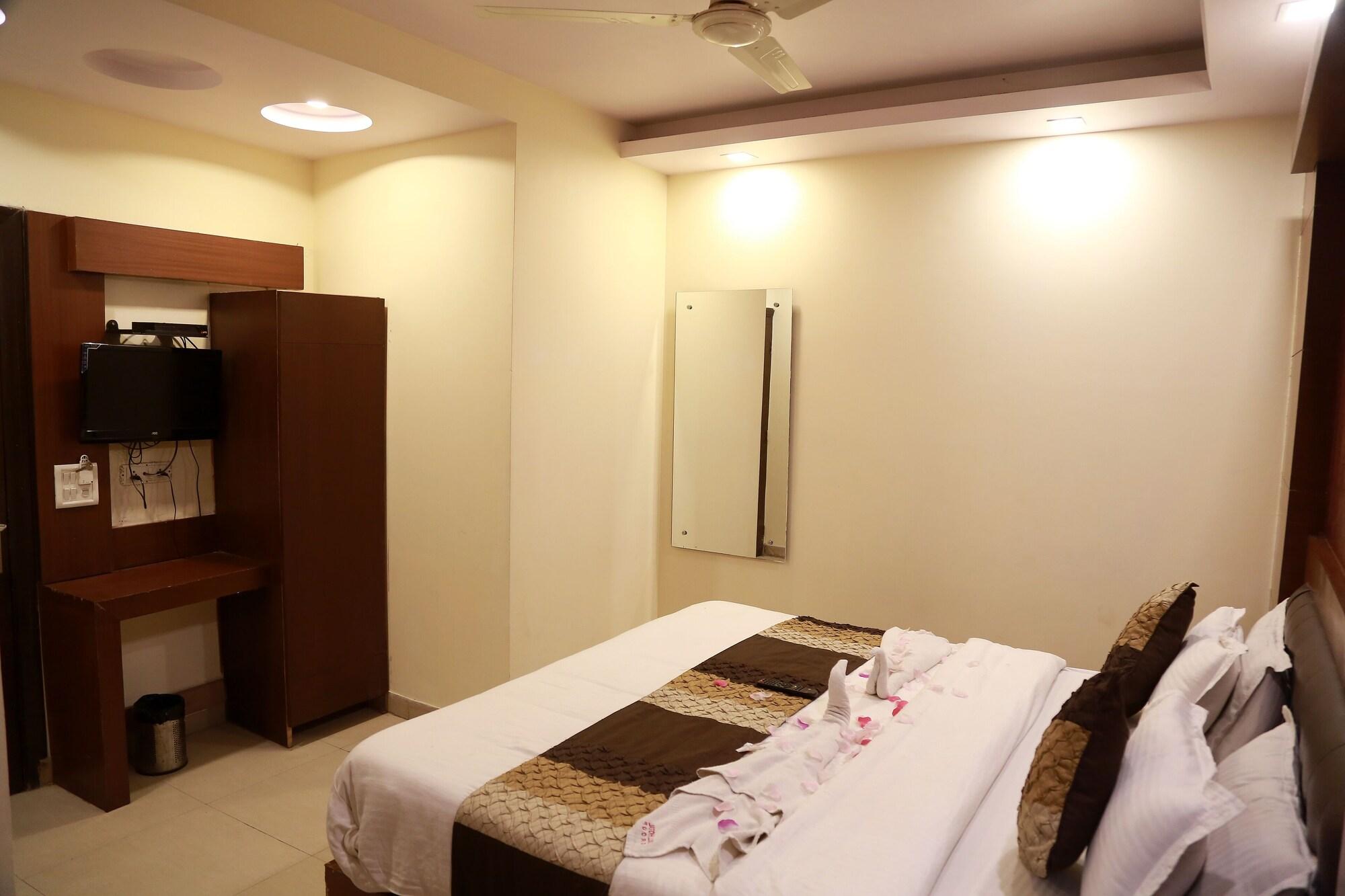Hotel Shivam International - A Well Hygiene Property All Staff Vaccinated " Nuova Delhi Esterno foto