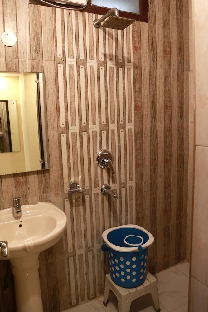 Hotel Shivam International - A Well Hygiene Property All Staff Vaccinated " Nuova Delhi Esterno foto
