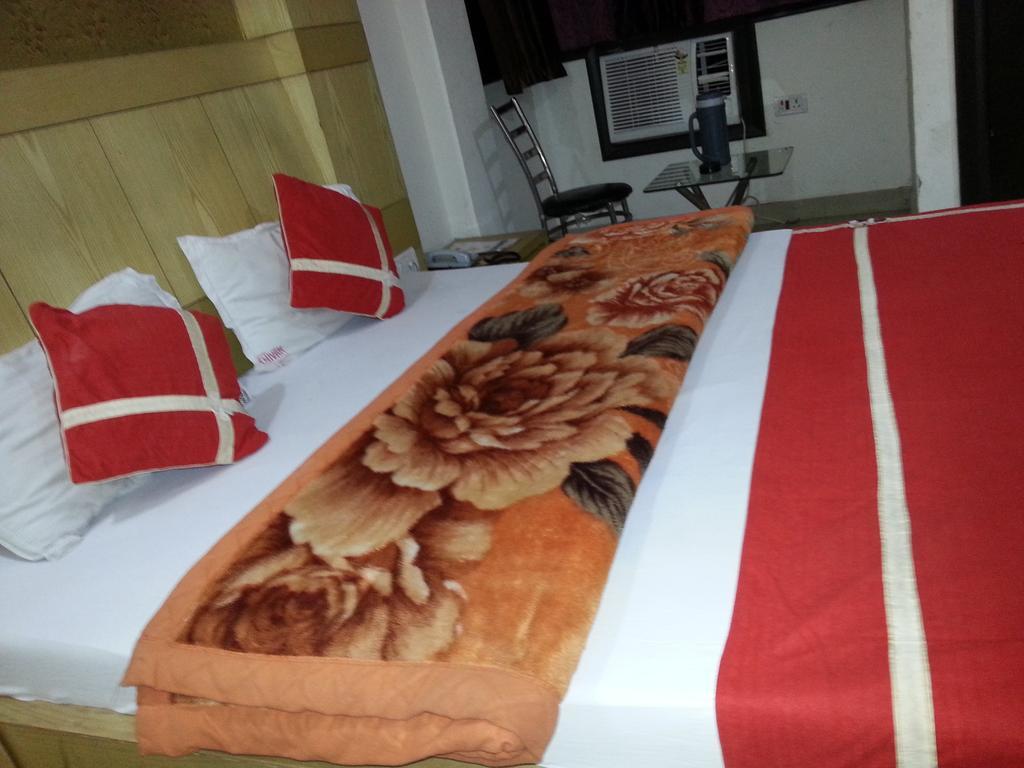 Hotel Shivam International - A Well Hygiene Property All Staff Vaccinated " Nuova Delhi Camera foto