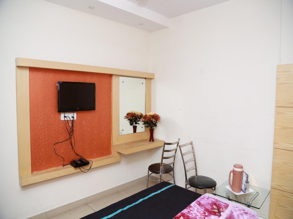 Hotel Shivam International - A Well Hygiene Property All Staff Vaccinated " Nuova Delhi Camera foto
