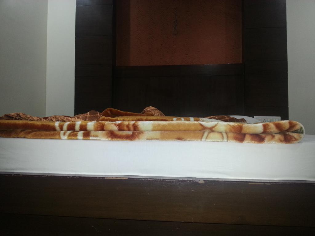 Hotel Shivam International - A Well Hygiene Property All Staff Vaccinated " Nuova Delhi Esterno foto