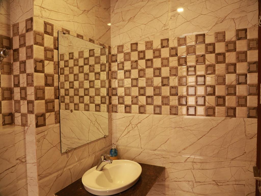Hotel Shivam International - A Well Hygiene Property All Staff Vaccinated " Nuova Delhi Esterno foto