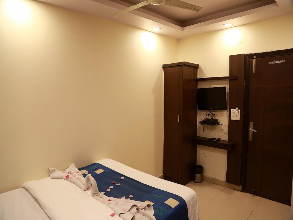 Hotel Shivam International - A Well Hygiene Property All Staff Vaccinated " Nuova Delhi Esterno foto